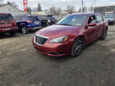 2013 Chrysler 200 Touring   - Photo 2 - Philadelphia, PA 19111