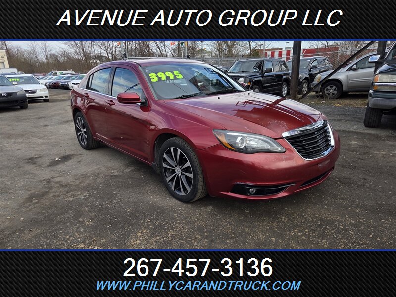 2013 Chrysler 200 Touring   - Photo 1 - Philadelphia, PA 19111