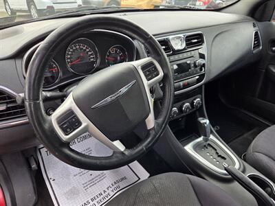 2013 Chrysler 200 Touring   - Photo 17 - Philadelphia, PA 19111