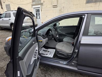 2017 Hyundai ACCENT SE - Photo 11 - Philadelphia, PA 19111