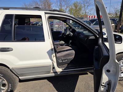 2000 Jeep Grand Cherokee Laredo   - Photo 12 - Philadelphia, PA 19111
