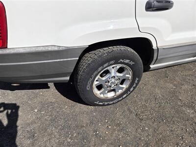 2000 Jeep Grand Cherokee Laredo   - Photo 9 - Philadelphia, PA 19111