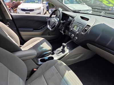 2014 Kia Forte EX   - Photo 12 - Philadelphia, PA 19111