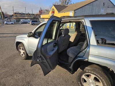 2006 Chevrolet Trailblazer LT   - Photo 9 - Philadelphia, PA 19111