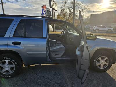 2006 Chevrolet Trailblazer LT   - Photo 8 - Philadelphia, PA 19111