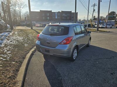 2010 Nissan Versa 1.8 SL   - Photo 5 - Philadelphia, PA 19111