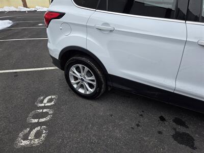 2019 Ford Escape SE   - Photo 9 - Philadelphia, PA 19111