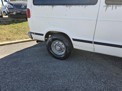 2003 Dodge Ram Van 3500 Maxi   - Photo 8 - Philadelphia, PA 19111