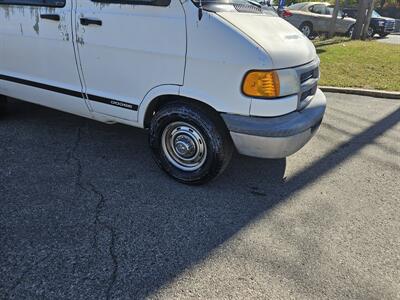 2003 Dodge Ram Van 3500 Maxi   - Photo 9 - Philadelphia, PA 19111