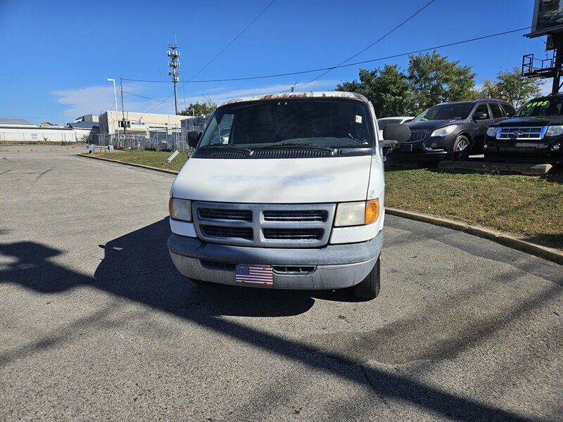 2003 Dodge Ram Van Base photo 2