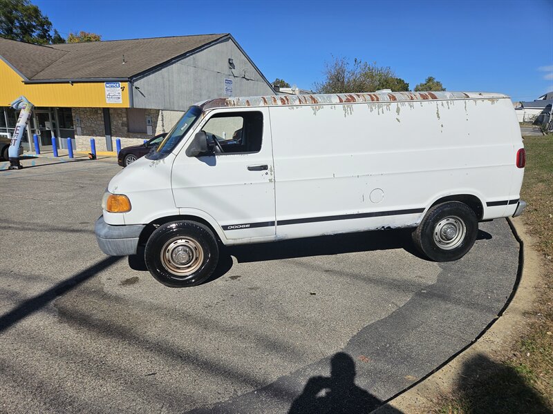 2003 Dodge Ram Van Base photo 6