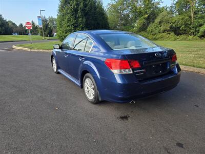 2010 Subaru Legacy 2.5i Premium   - Photo 5 - Philadelphia, PA 19111