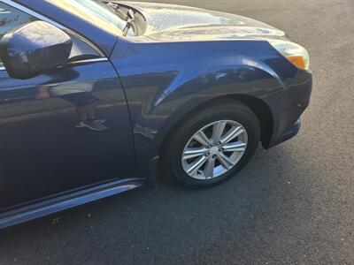 2010 Subaru Legacy 2.5i Premium   - Photo 10 - Philadelphia, PA 19111