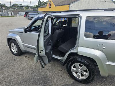 2011 Jeep Liberty Sport Jet   - Photo 8 - Philadelphia, PA 19111