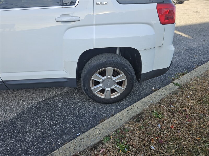 2011 GMC Terrain SLE-1 photo 8