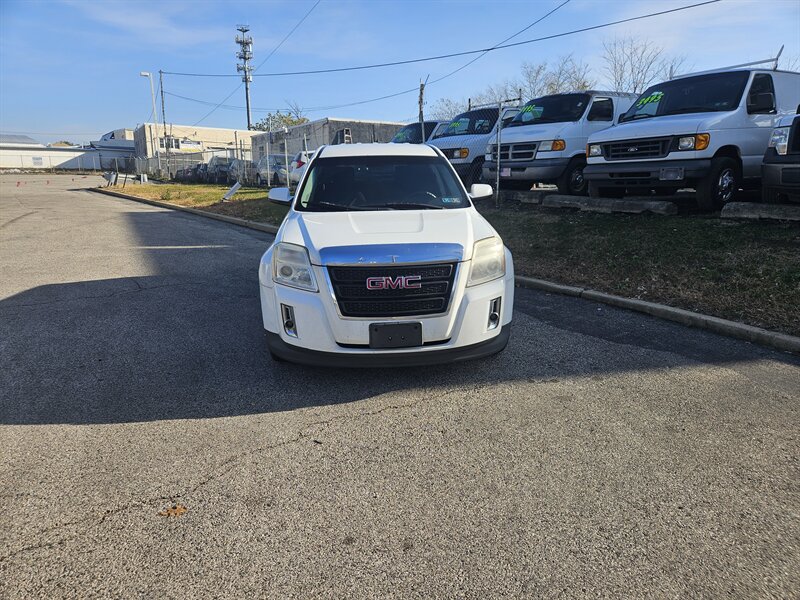 2011 GMC Terrain SLE-1 photo 4