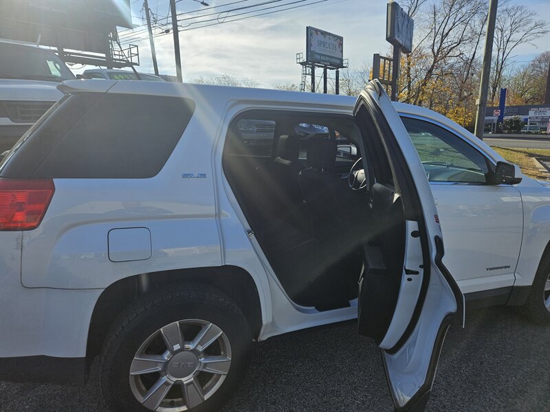 2011 GMC Terrain SLE-1 photo 10