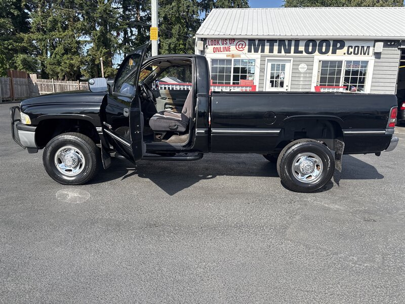 1995 Dodge Ram photo 6