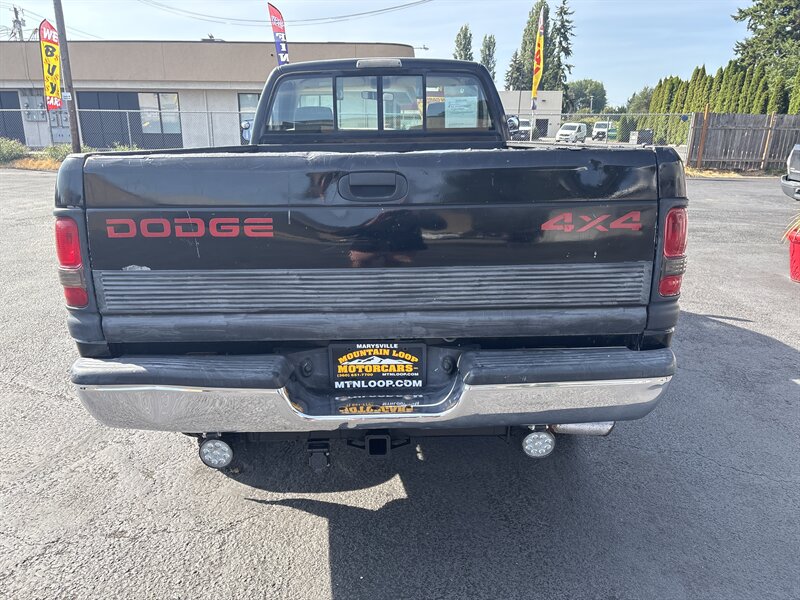 1995 Dodge Ram photo 5