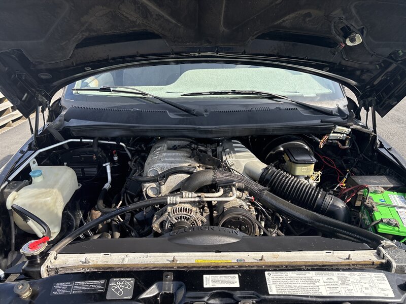 1995 Dodge Ram photo 16
