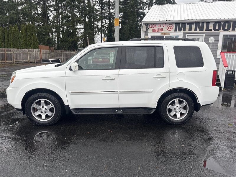 2010 Honda Pilot Touring's photo