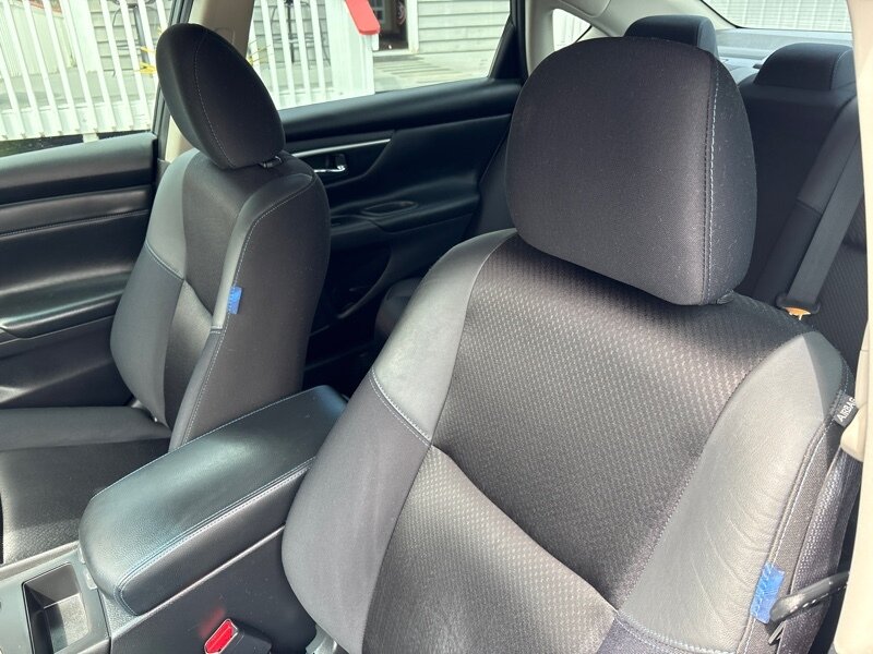 2017 Nissan Altima 2.5 photo 8