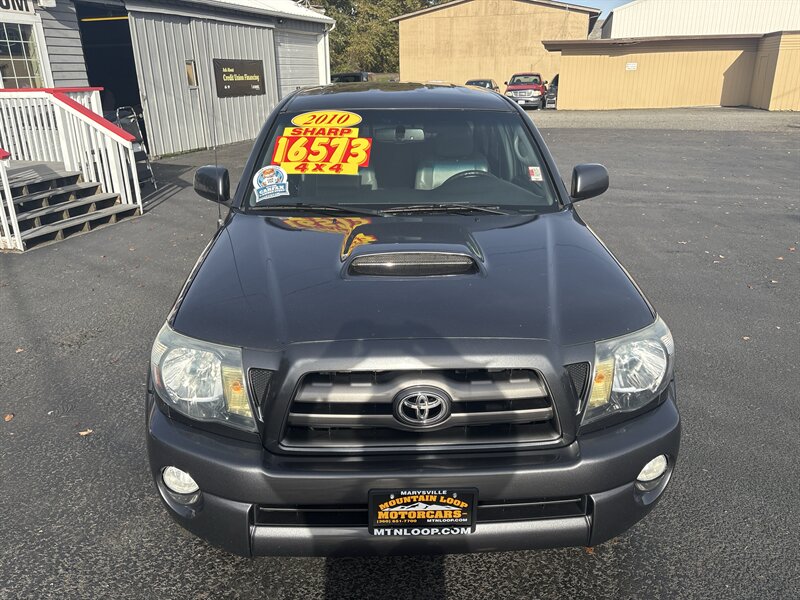 2010 Toyota Tacoma V6 photo 2