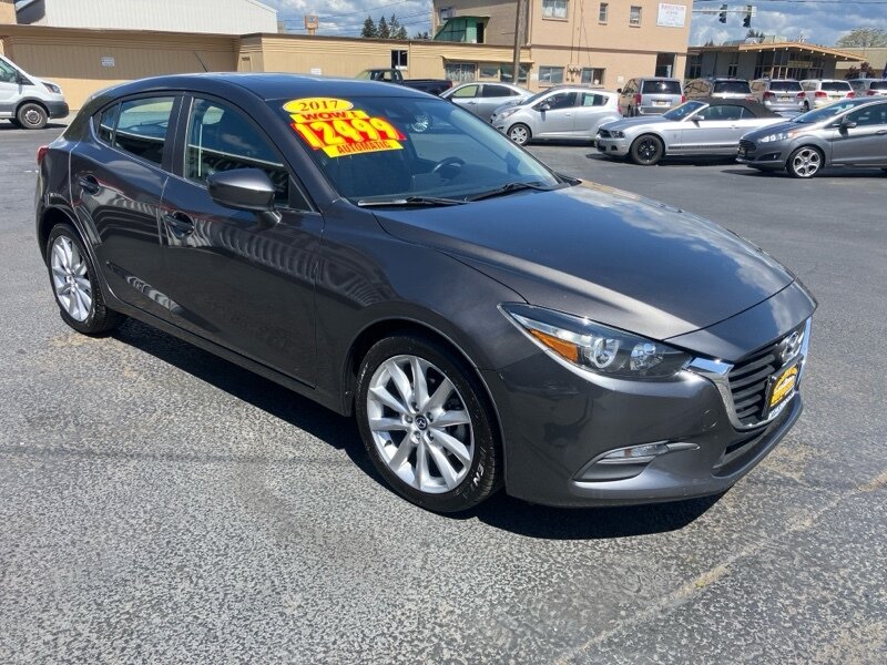 2017 Mazda Mazda3 Touring 2.5 photo 3