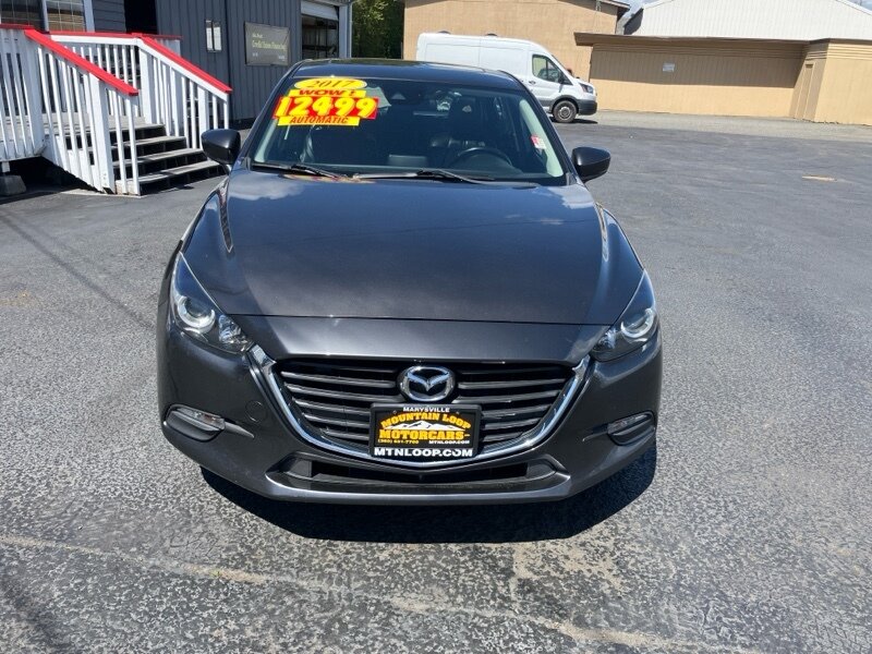 2017 Mazda Mazda3 Touring 2.5 photo 2