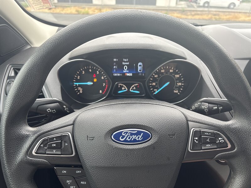 2019 Ford Escape SE photo 10