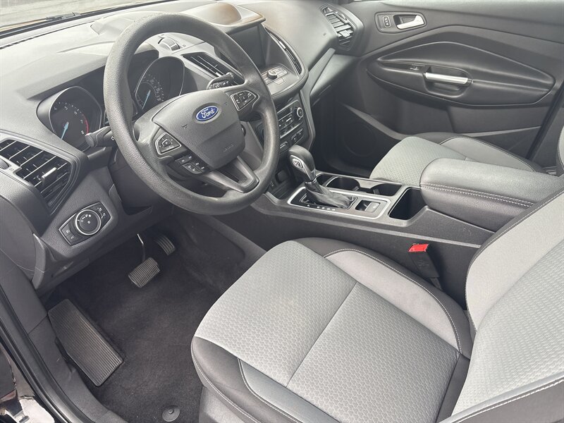 2019 Ford Escape SE photo 9
