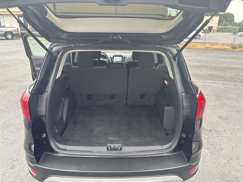 2019 Ford Escape SE photo 17