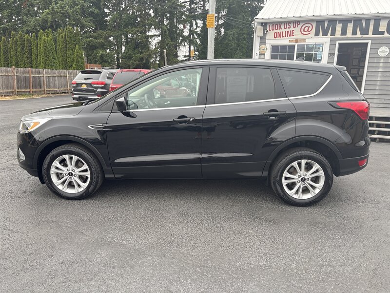 2019 Black Ford Escape SE for Sale in Marysville WA - Arlingtom WA at Mountain Loop Cars Stock 11231 VIN 1FMCU9GD7KUA06643