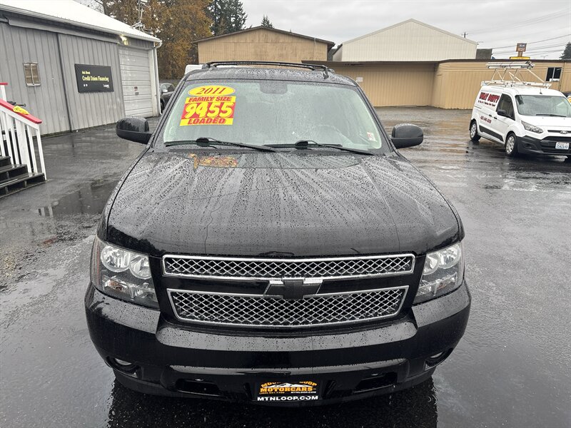 2011 Chevrolet Suburban LTZ photo 2