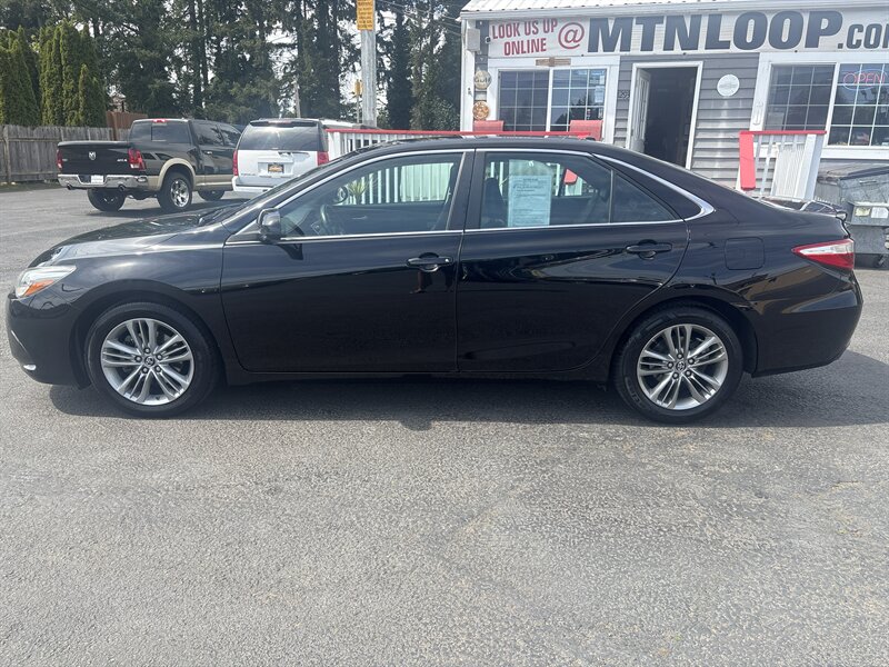 2015 Toyota Camry 2.5 Auto LE's photo