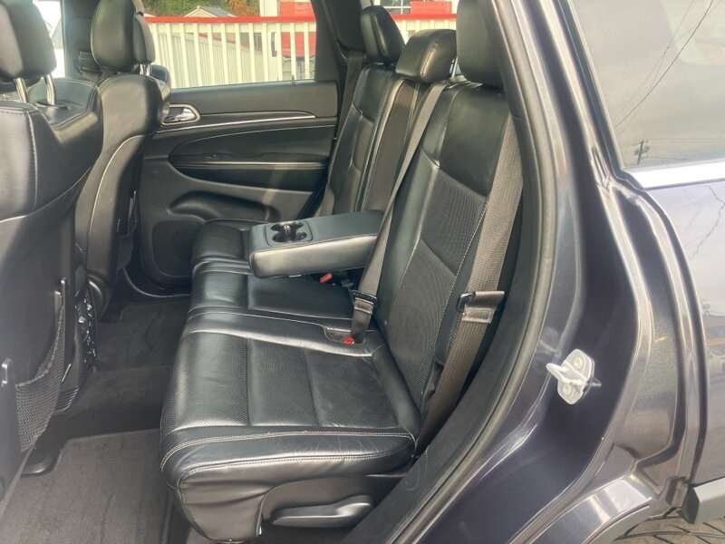 2015 Jeep Grand Cherokee Limited photo 17