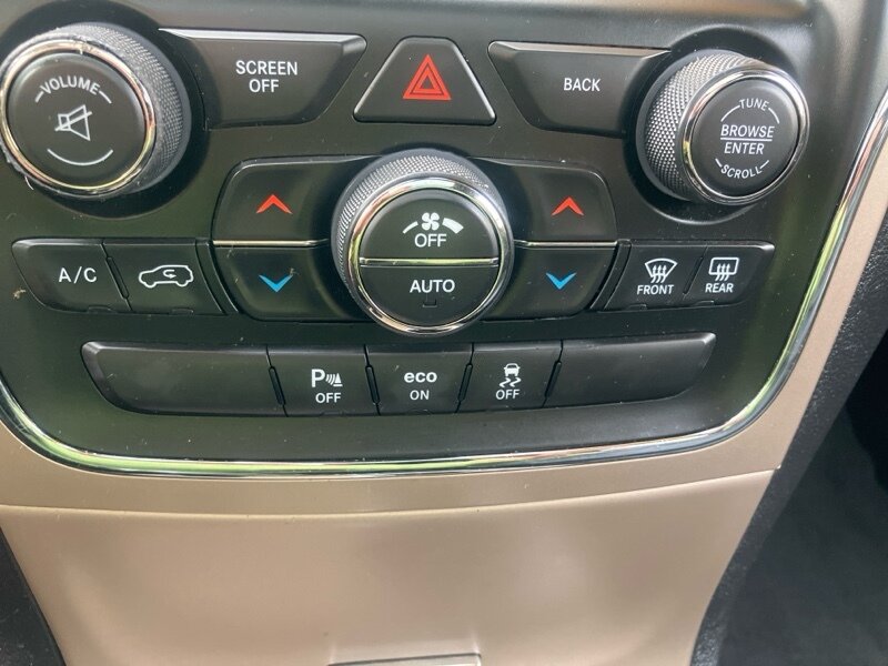 2015 Jeep Grand Cherokee Limited photo 15