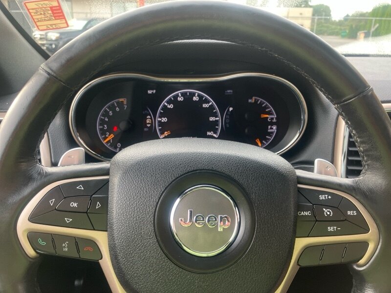 2015 Jeep Grand Cherokee Limited photo 11