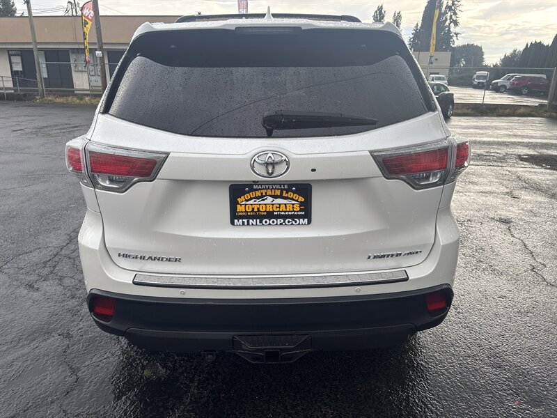 2016 Toyota Highlander Limited photo 4