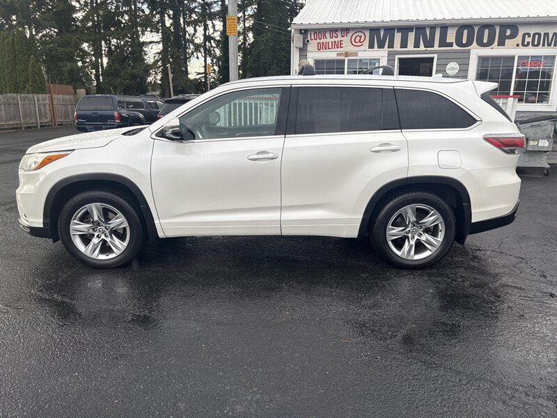 2016 Toyota Highlander Limited Platinum