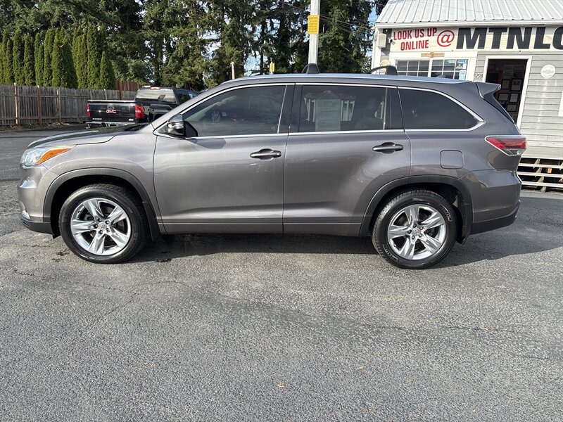 2014 Toyota Highlander Limited Platinum's photo