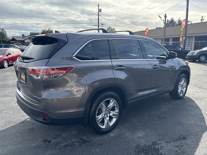 2014 Toyota Highlander Limited photo 4