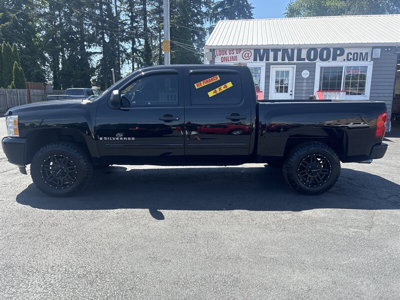 2009 Chevrolet Silverado 1500 1LT 4X4 Crew Cab's photo