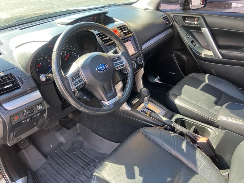 2014 Subaru Forester 2.0XT photo 9