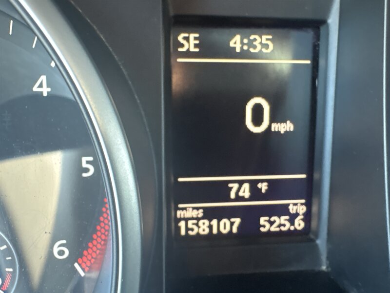2011 Volkswagen Jetta SportWagen photo 9