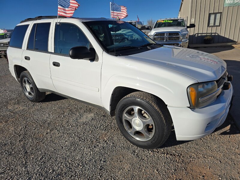 2008 Chevrolet Trailblazer LS 4WD 1OWNER 4.2L RUNS&DRIVES GREAT AC TOW PKG   - Photo 1 - Woodward, OK 73801