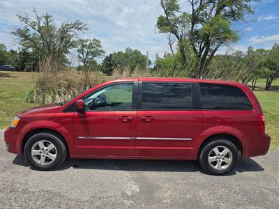 2008 Dodge Grand Caravan SXT 3.8L V6 RUNS & DRIVES GREAT! STOW&GO   - Photo 4 - Woodward, OK 73801