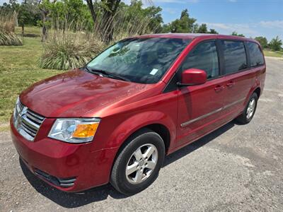 2008 Dodge Grand Caravan SXT 3.8L V6 RUNS & DRIVES GREAT! STOW&GO   - Photo 2 - Woodward, OK 73801