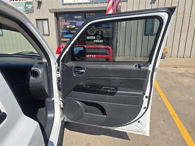 2011 Jeep Patriot Sport 4WD 2.4L*RUNS&DRIVES GREAT*A/C GAS SAVER!!   - Photo 49 - Woodward, OK 73801