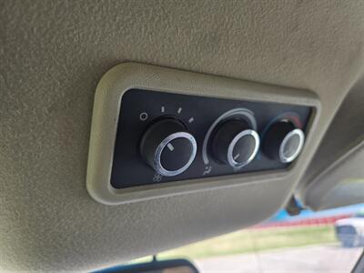2017 Chevrolet Express LT 3500 1OWNER 6.0L RUNS&DRIVES GREAT AC   - Photo 39 - Woodward, OK 73801